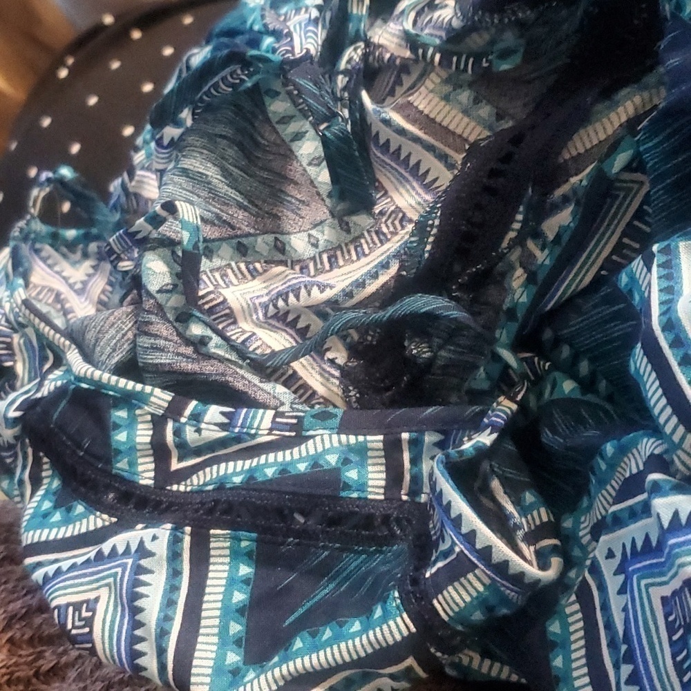 NWOT Divided H&M’s Teal Chevron Print Romper Size 8